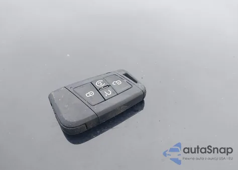 2022 Volkswagen Taos 1.5T Se из США, поврежденный, VIN 3VVRX7B2XNM059671